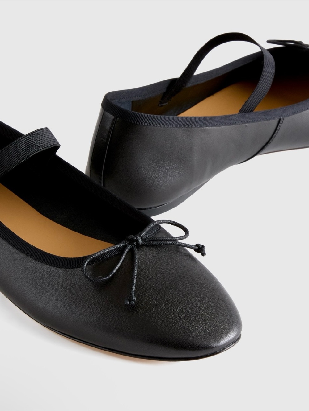 Quince Italian Leather Mary-Jane Ballet Flat / Black / 7